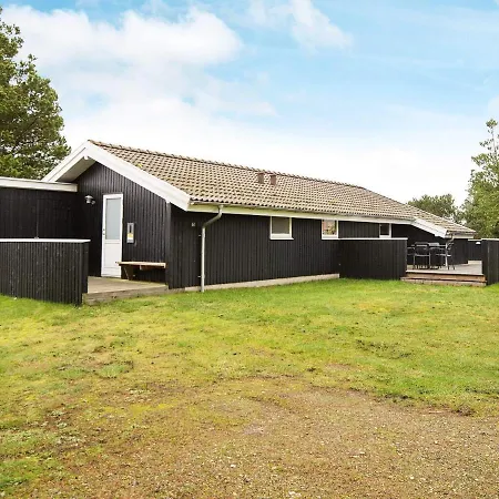 Three-bedroom Holiday In 37 Ferienhaus *